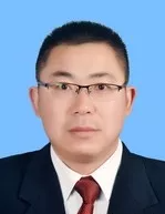 赵坚的照片