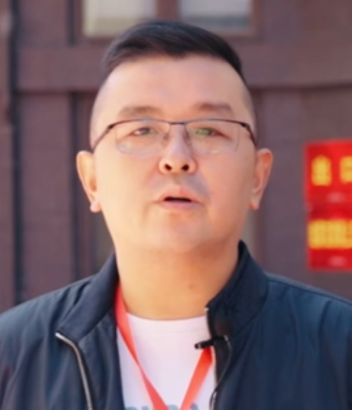 闻胜华的照片