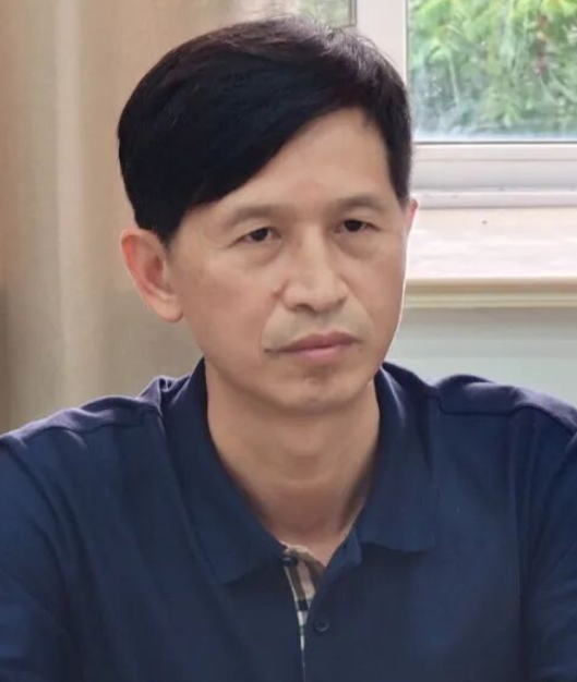 范斌的照片