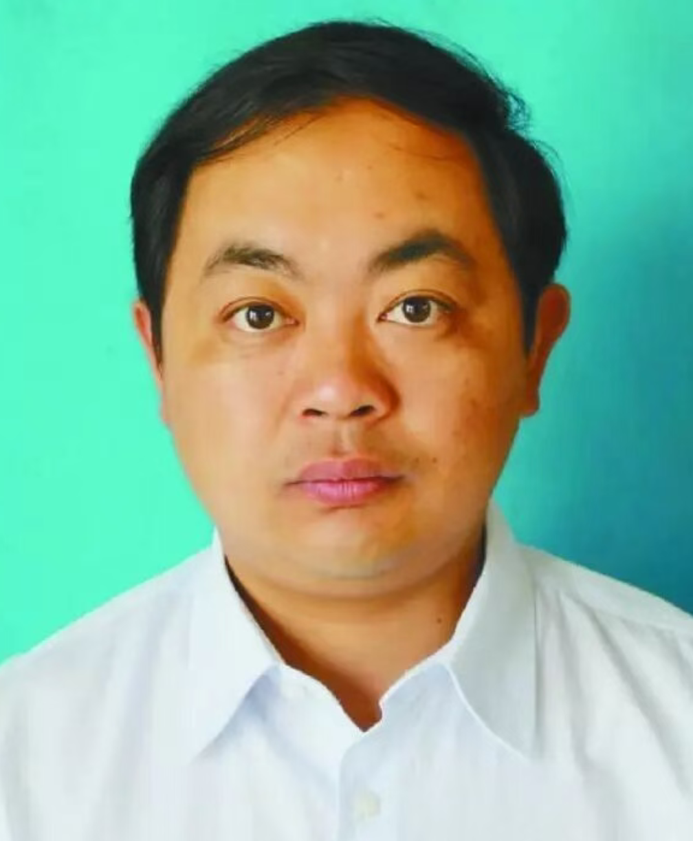 李卫华的照片