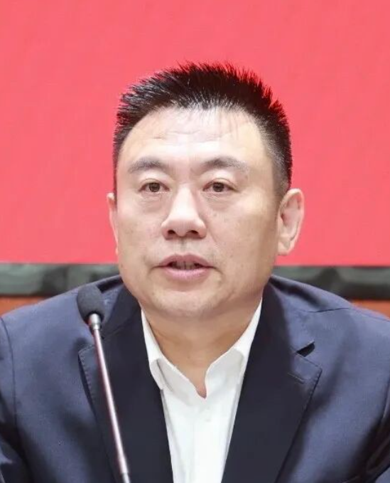 仲纪元的照片