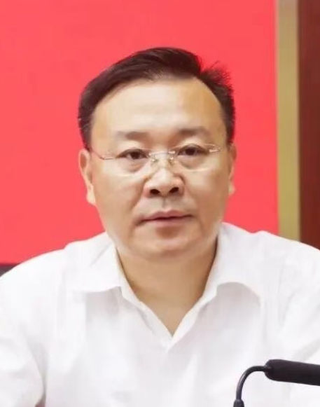 尹建东的照片