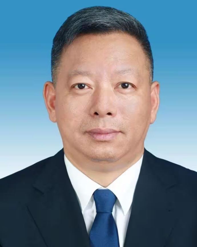 王伟的照片